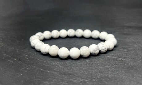 Noir-White-Howlite-8mm